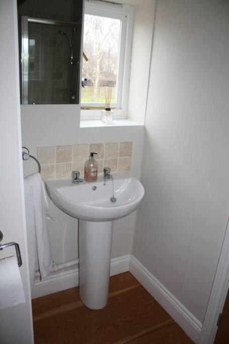 Scotland Farm, Stonehenge - The Stalls Groundfloor No Dogs & The Loft Dog Friendly Salisbury